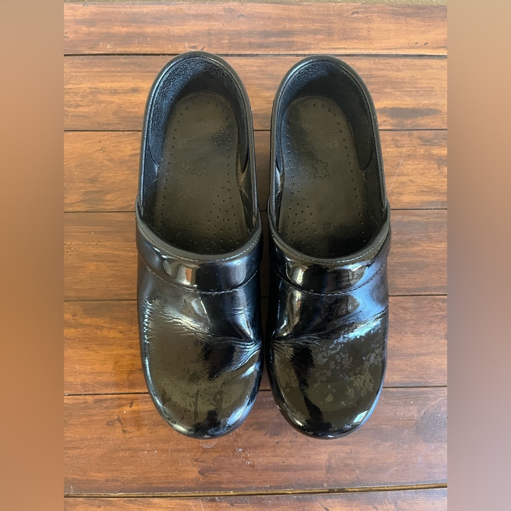 Danskos clog shoes -healthcare, teachers etc
